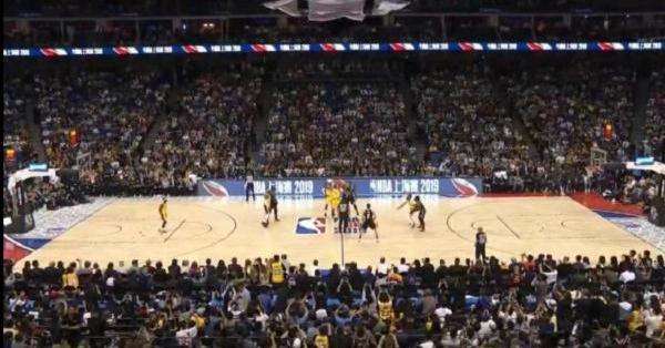 nba上海赛照常举行 上海篮球馆的的NBA比赛事件