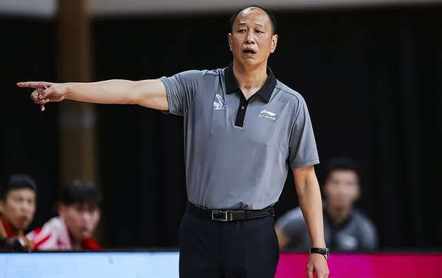 中国男篮主教练 中国男篮主教练李楠